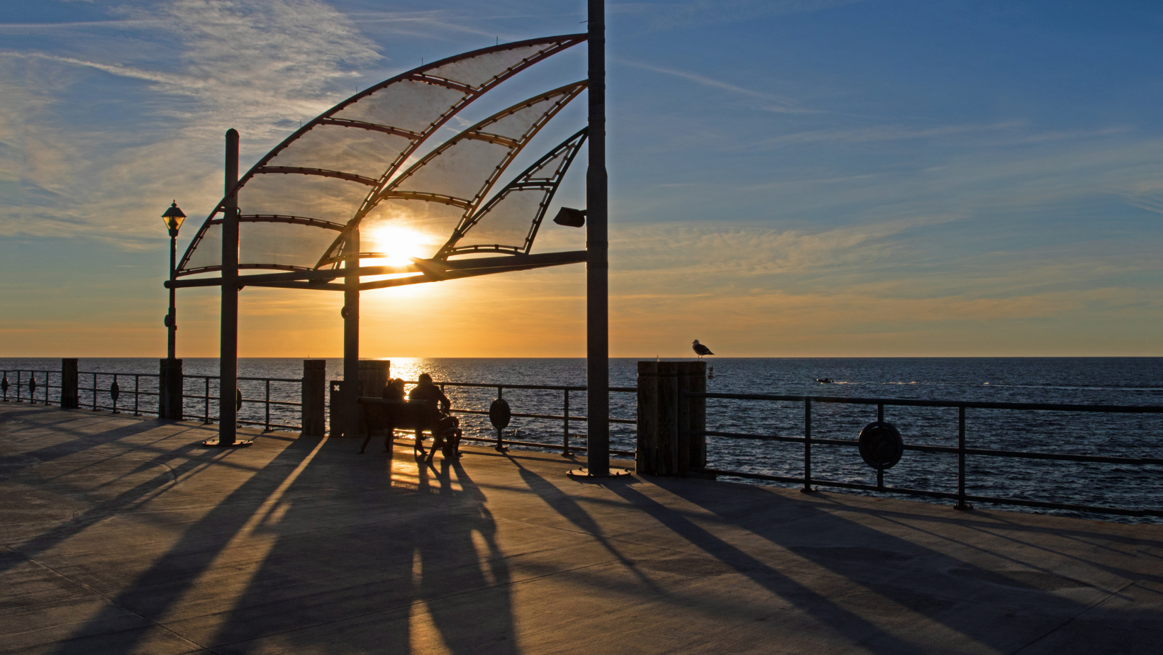 redondo beach sunset on the pier