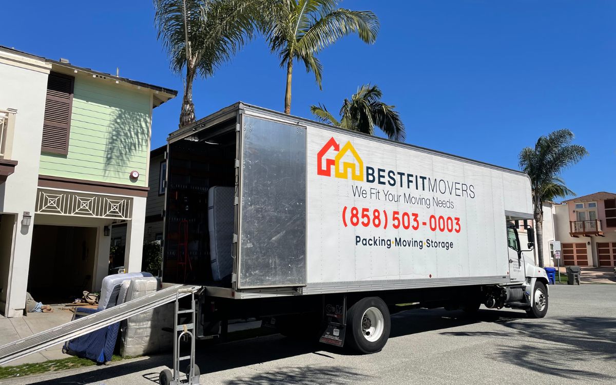 Furniture Movers in Los Angeles - Affordable Moving Company